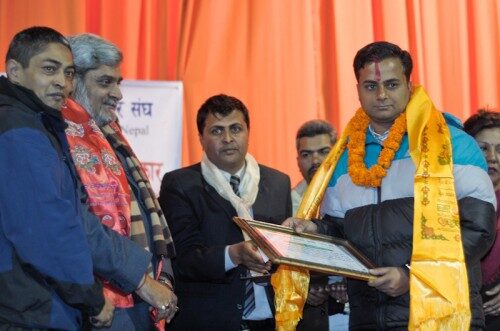Cricket Nepal's content co-ordinator receives sports journalism award!